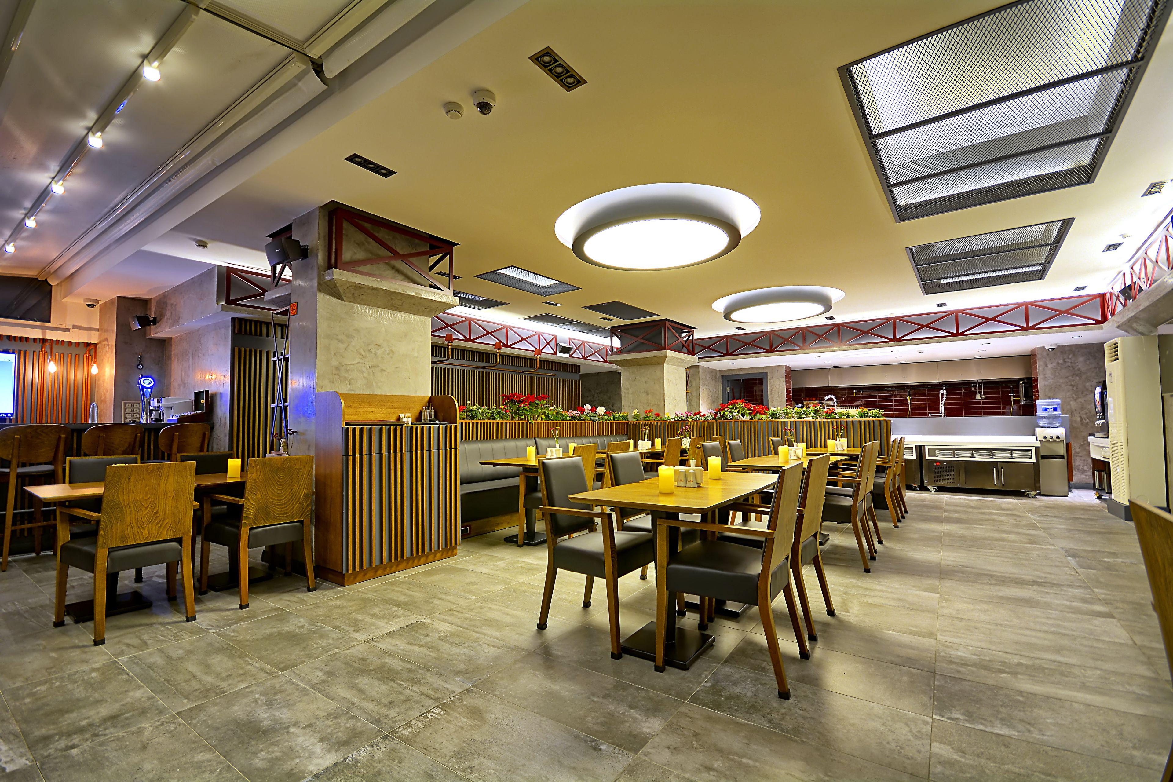 Samir Deluxe Hotel — Photos 1